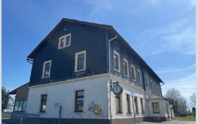Bahnhofsgebäude Schöneck/Vogtl. steht zum Verkauf